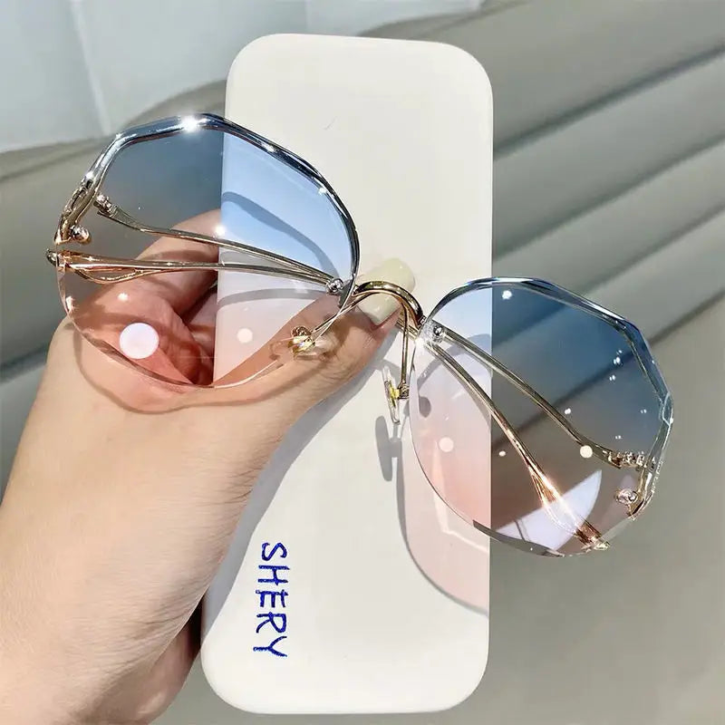 Curved Temples Sun Glasses